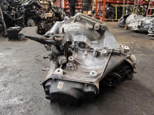 BOITE DE VITESSE VW CADDY 2.0ECOFUEL CODE: MBT ( 5-VITESSES ) - Vue 4